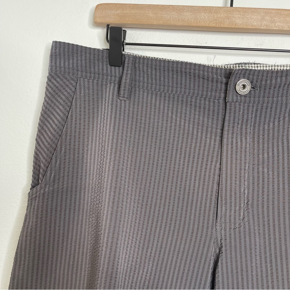 LULULEMON Men's Kahuna Seersucker Striped Golf Shorts Size 38 Outdoor - Picture 6 of 16